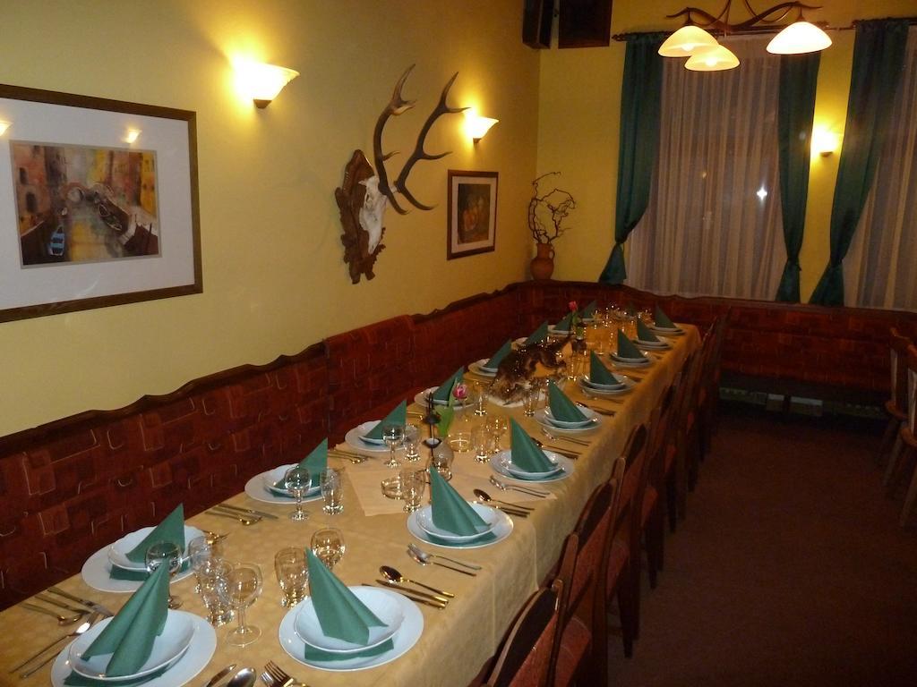 Penzion Holiday Mariánské Lázně Exterior foto